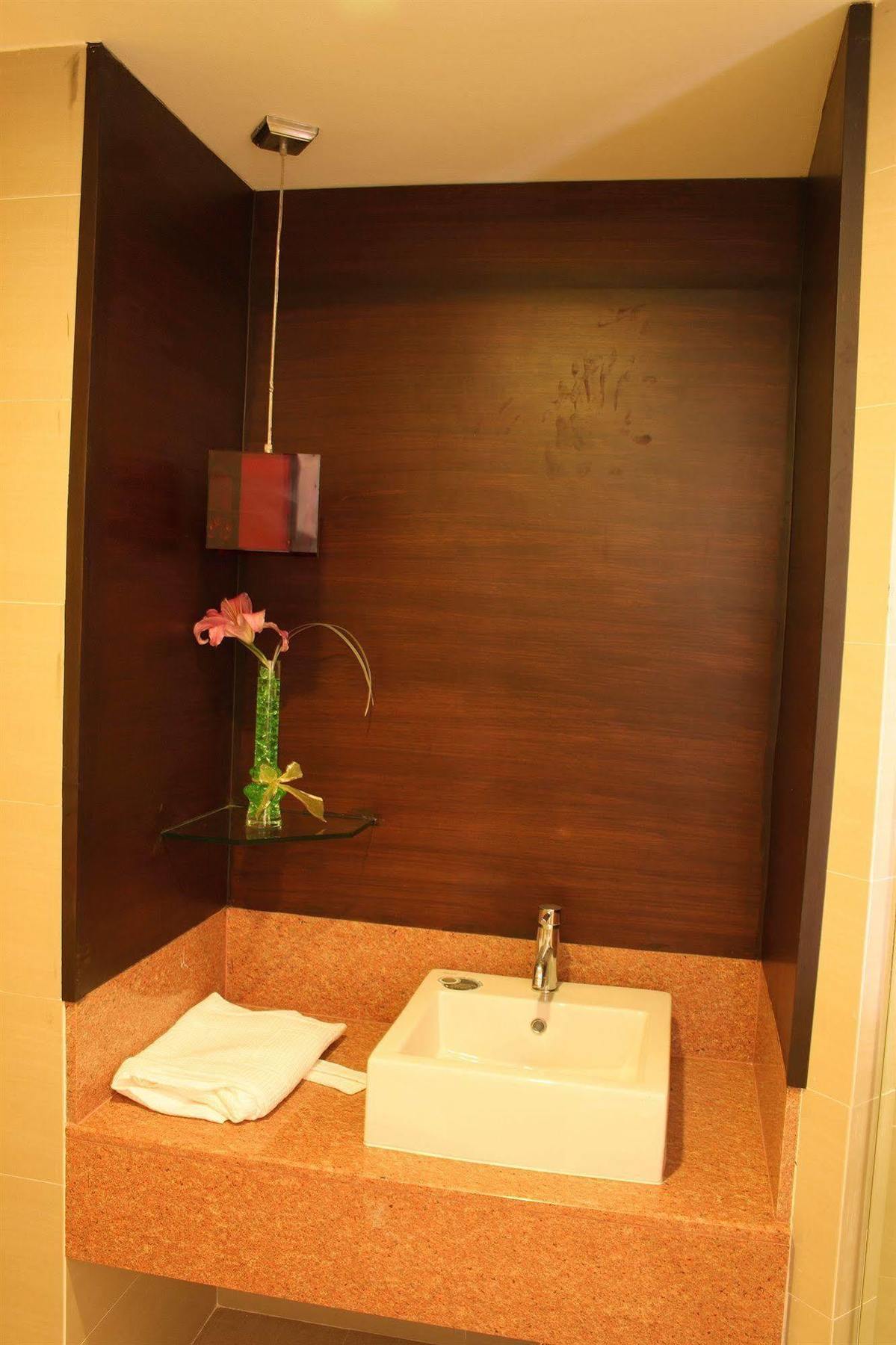Tango Vibrant Living - Sha Extra 4* 曼谷